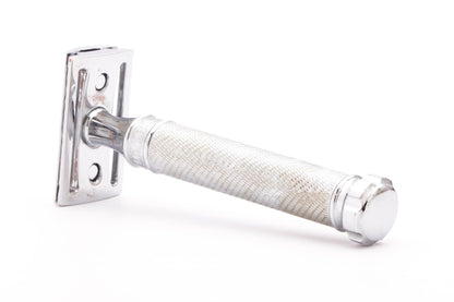 MÜHLE | Three Piece Chrome Double Edge Safety Razor