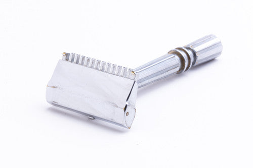 1930's Gem Micromatic Razor Single Edge in Maroon Case