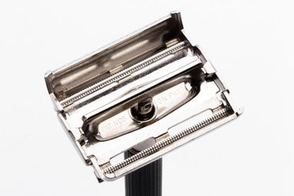 1971 Gillette Black Handle DE Super Speed  Safety  Razor R4