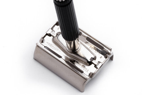 1972 Gillette Black Handle DE Super Speed Safety Razor  S2