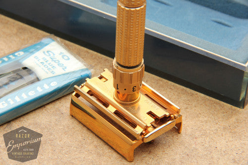 Gillette 1958 Gold Toggle Adjustable DE Safety Razor Set w/ Case & Instructions - D1 - NOS