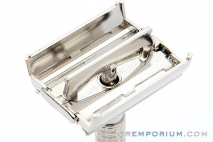 1961 Gillette Flare Tip Super Speed Safety Razor G4