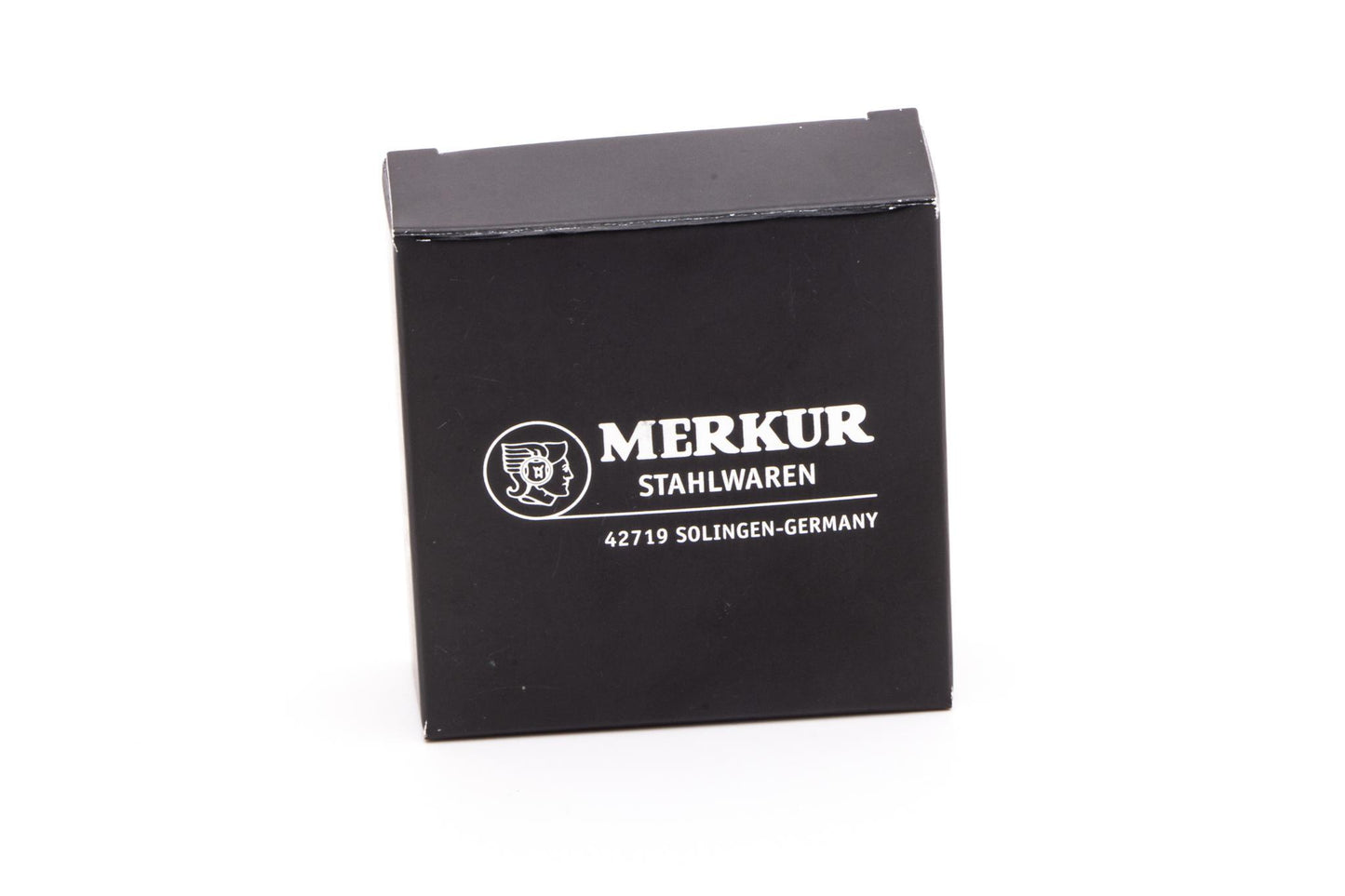 Merkur Travel DE Safety Razor w/ Travel Case | Closed Comb