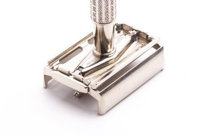 1957 C1 Gillette Super Speed Flare Tip Double Edge Safety Razor Fishing Kit