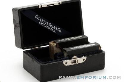 1906 Gillette Double Ring Old Type Safety Razor Set w/ Case Chicago and Sealed Blades