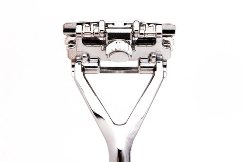 The LEAF Pivoting Head Razor