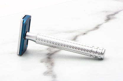 Aylsworth Razor | APEX-AL - Aircraft Silver Electric Blue - Classic V2