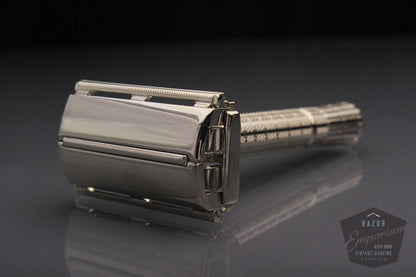 Gillette 1957 C2 Flair Tip Super Speed Safety Razor * Nickel REVAMPED