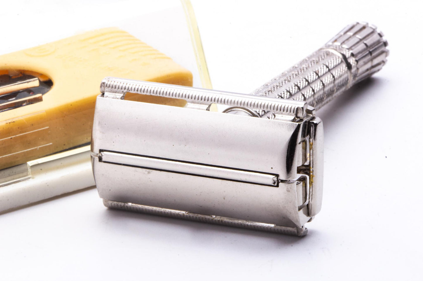 1956 B4 Gillette Flare Tip Double Edge Razor Set | Original Condition