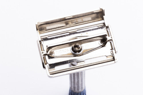 1955 Gillette Blue Tip Light DE Super Speed Razor with Case A2