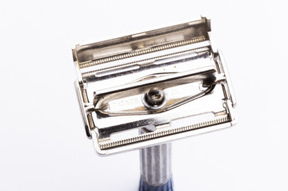 1955 Gillette Blue Tip Light DE Super Speed Razor with Case A2