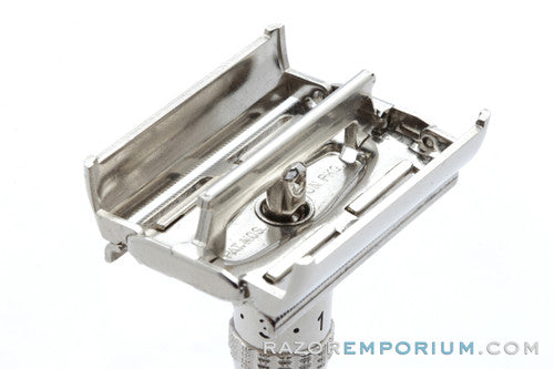 1966 Gillette Slim Adjustable DE Safety Razor L1 Good
