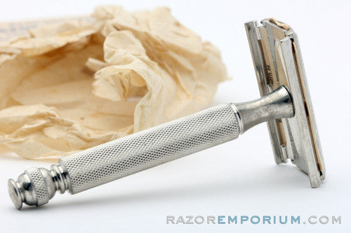 1966 Gillette NOS Ball End Tech Double Edge Safety Razor
