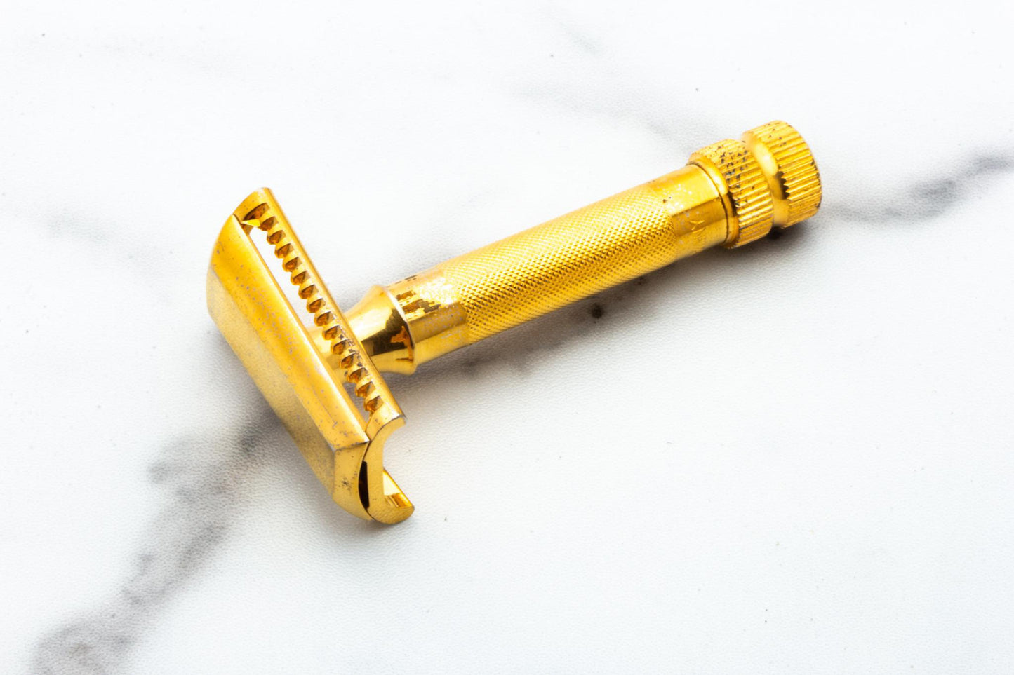 1960's Coles Gold Slant Double Edge Safety Razor Set | Original Condition