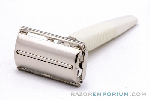 1967 M1 Gillette Slim Twist TTO Double Edge Safety Razor Set Made in England
