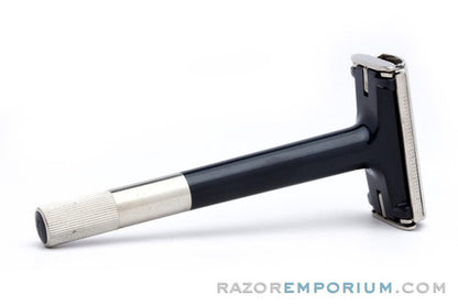 1960's Wilkinson Sword Co. "Sticky" Twist to Open Safety Razor | Excellent