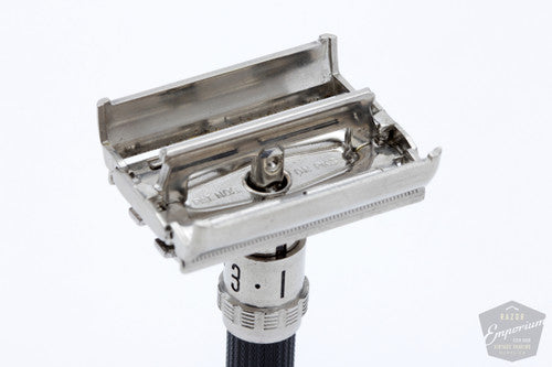 1969 Gillette O1 Super Adjustable 89 Safety Razor