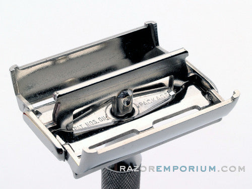 1940's Super Speed Double Edge Safety Razor w/ Red Case & Bladebank