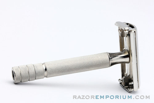 1953 Gillette Notched Super Speed Safety Razor DE Y2