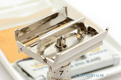 1967 Gillette Slim Adjustable Double Edge Safety Razor Set