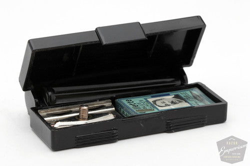 1940's Gillette WWII Bakelite Handle Tech DE Razor Set
