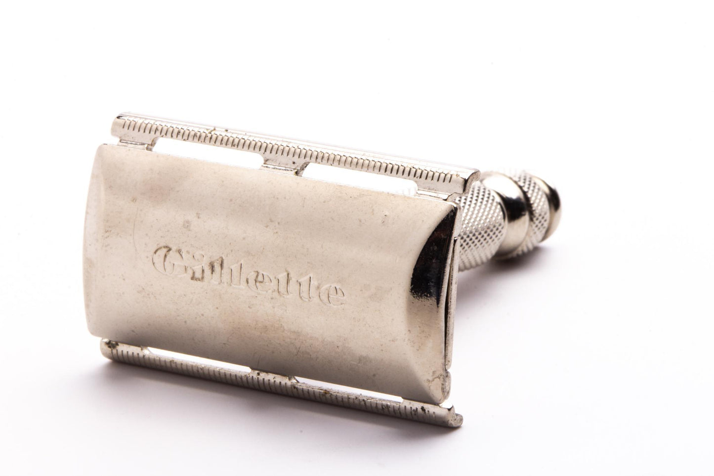 1966 Gillette L2 Travel Ball End Tech 3 Piece DE Razor