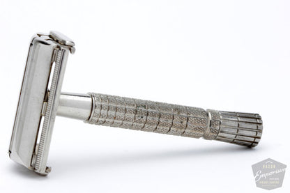 1959 Gillette E4 Flare Tip Regular Super Speed Safety Razor