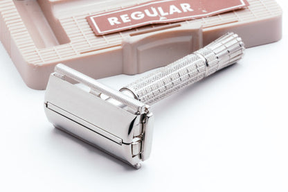 1956 Gillette Regular Flare Tip Double Edge Super Speed Set - B1
