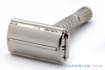 1954 Gillette Flare Tip Super Speed Safety Razor Z2 - Good