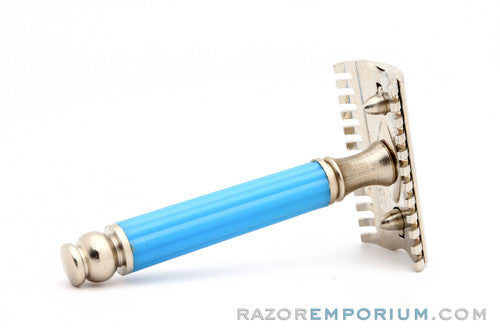 1990's Chinese Travel Double Edge Safety Razor Set