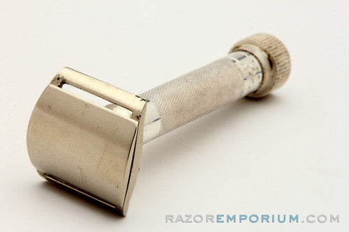 J.A. Henckels Vintage Detail Mustache & Eyebrow DE Safety Razor w/ Case