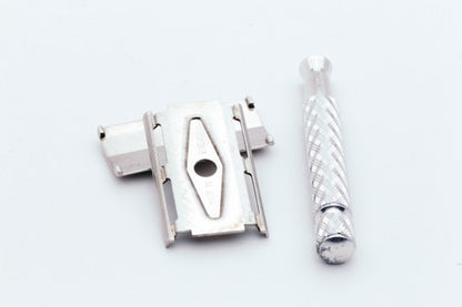 1971 Gillette British Ball End Tech Spiral Handle Razor R4