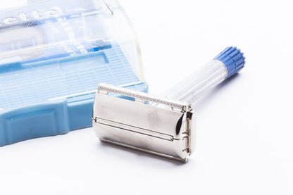 1955 Gillette Blue Tip Light DE Super Speed Razor with Case A2