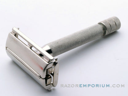 1947-51 Gillette Super Speed Rocket TTO Double Edge Safety Razor w/ Red Case
