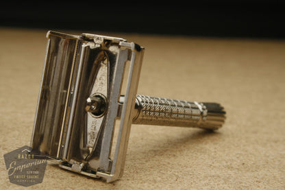 Gillette 1965 Flair Tip Super Speed Safety Razor