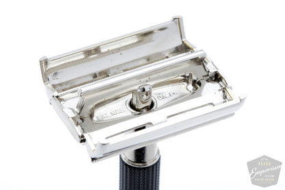 1975 Gillette V2 Black Handle Super Speed Safety Razor