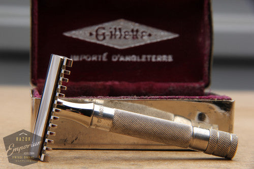 Gillette 1934 No. 88 Silver NEW Long Comb DE Safety Razor w/ Metal Case - Made in England