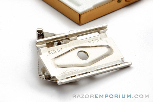 1964 Gillette J1 Travel Tech DE Safety Razor Set