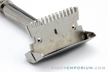 1930s Gem Micromatic Open Comb SE Safety Razor | Factory Nickel Revamp