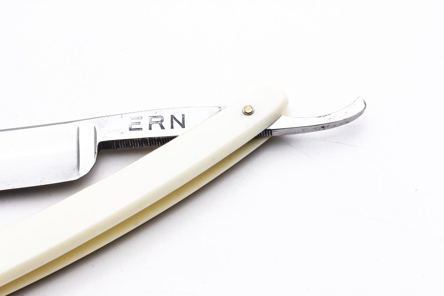 5/8" Ern Vintage Restored Straight Razor