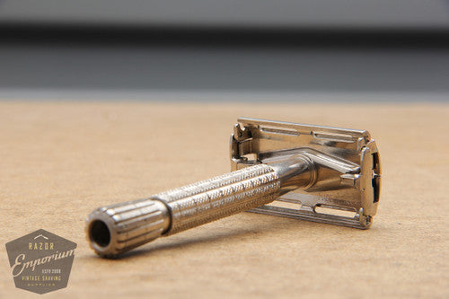 Gillette Rocket Razor Gillette 1950's Flair Tip Rocket Super Speed Safety Razor - Made in En ...