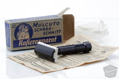 1940's Mulcuto Schrag-Schnitt Slant Razor with Original Packaging