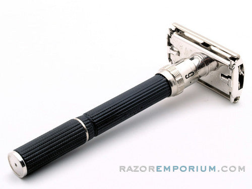 1970 P4 Gillette Super Adjustable 109 Safety Razor