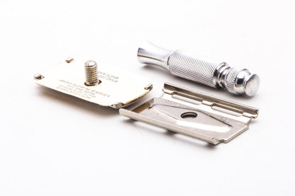 1966 L4 Gillette Ball End Travel Set With Blades | Original Condition