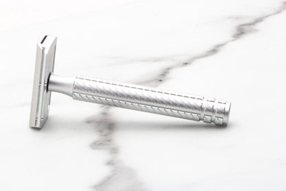 Ayslworth Razor | APEX-AL Double Edge Safety Razor - Aircraft Silver Classic V2