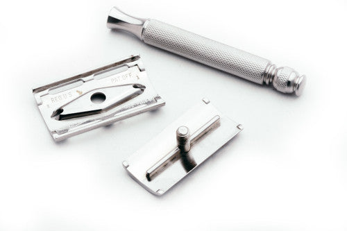 1959 Gillette Ball End Tech Razor | Electro Etched Logo E1