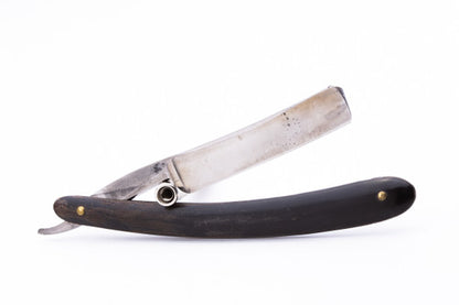 5/8" Wade & Butcher Original Arrow Straight Razor