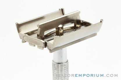 1959 B1 Gillette Blue Tip Light Super Speed Safety Razor