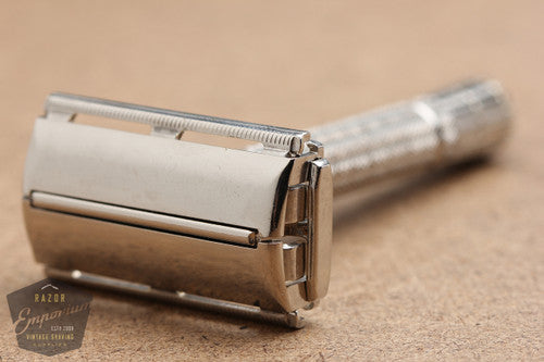 Gillette 1957 Flair Tip Super Speed Safety Razor