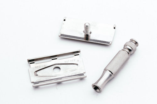 1965 Gillette Travel Tech DE Safety Razor Set K3